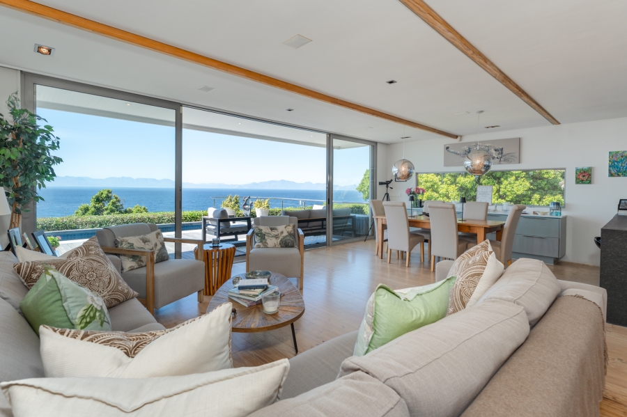 4 Bedroom Property for Sale in Murdock Valley Western Cape